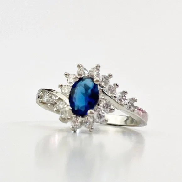 925 Sterling Silver Ring Sapphire Cubic Zirconia - Picture 6 of 9